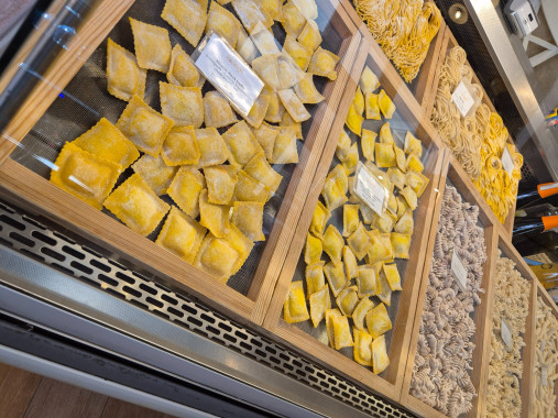 2 Spaghi Fresh Pasta Bar