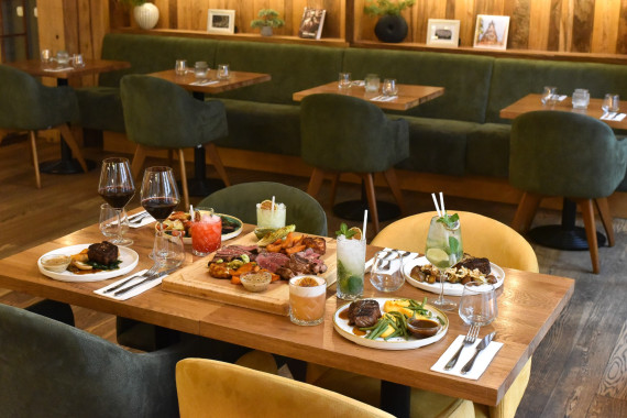 Beerstro14 Steak House