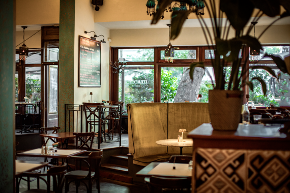 Két Szerecsen Étterem