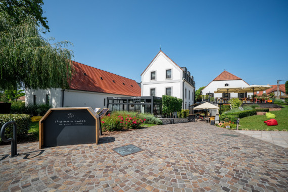 Malom és Kacsa Bisztró