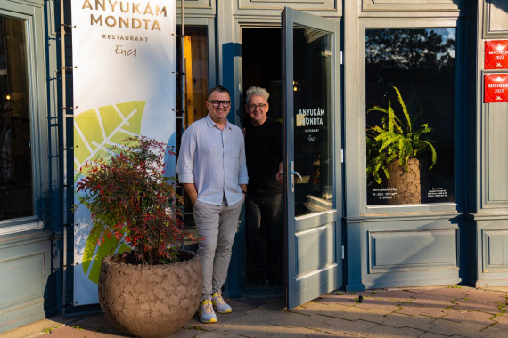 Anyukám Mondta Étterem