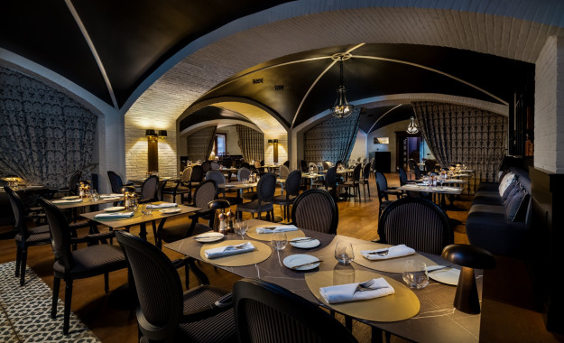 Talu Étterem -Andrássy Kúria & Spa